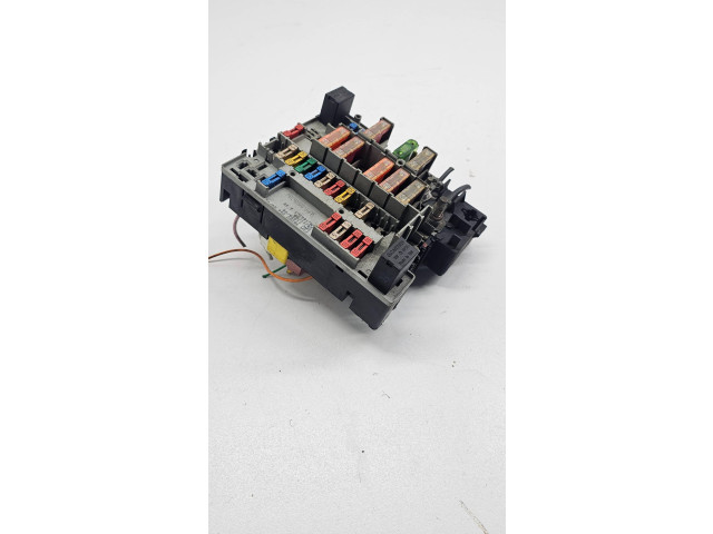 Блок предохранителей 9628024480, 2560907 Citroen Xsara