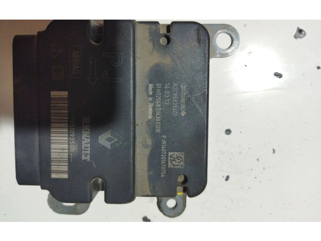 Блок подушек безопасности    Dacia Dokker