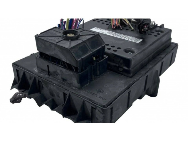 Блок предохранителей P56042942AC, 518722004   Jeep Grand Cherokee (WJ)    