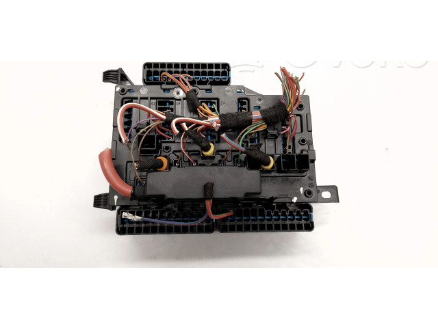 Pojistková skříňka 9270356 BMW 2 F46 2015