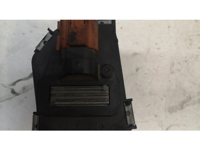 Дроссельная заслонка