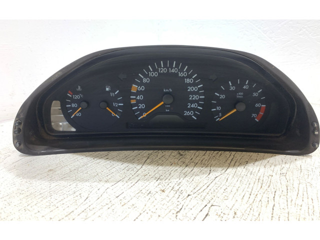 Панель приборов 2105408747 Mercedes-Benz E W210