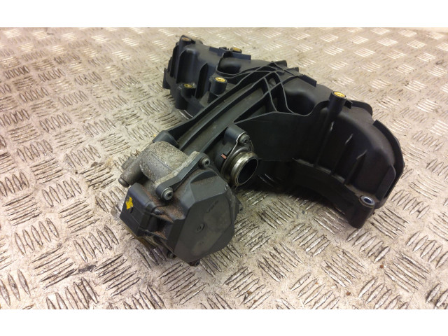 Всасывающий коллектор 03L129711AE Audi Q5 SQ5