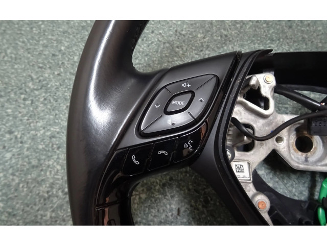 Руль Toyota C-HR I 2016 - 2023 года