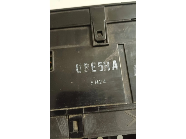Блок управления климат-контролем SH24, UBE5HA Mazda 323