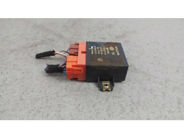 Включатель скорости стеклоочистителей 30852028 Volvo S40, V40