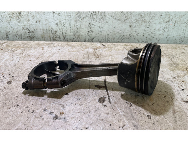 Поршень Maserati Ghibli