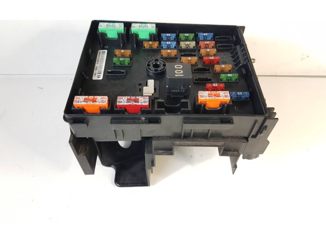 Pojistková skříňka 1K0937132F, 3C0937125A Volkswagen Tiguan 2012