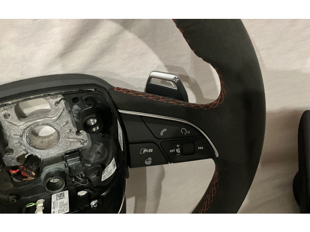 Volant Audi RS5 2023 8W0