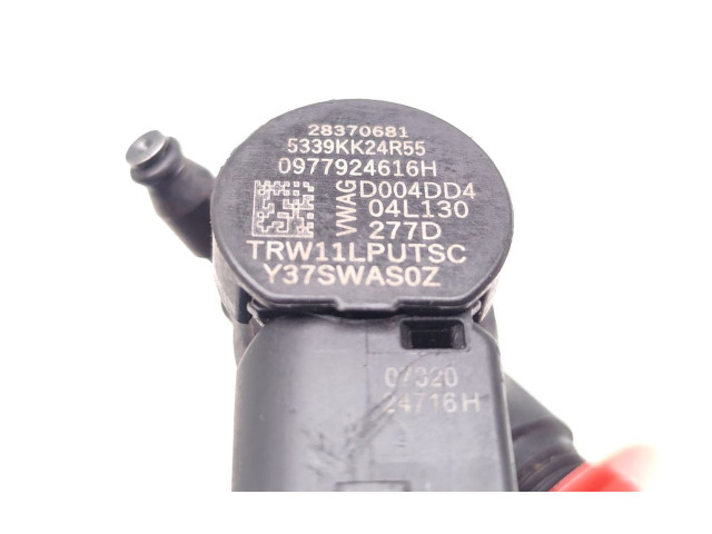 Форсунка 04L130277D, 28370681 Volkswagen Golf Cross CXXB
