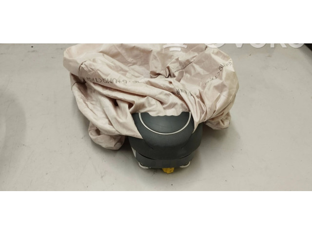 Подушка безопасности водителя 8v0880201ac Audi Q3 8U