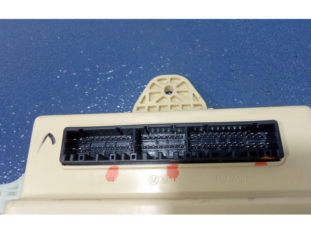 Блок предохранителей 954001U210, 954001U210 KIA Sorento