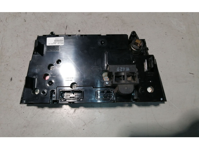 Блок управления климат-контролем 8697140 Volvo S60