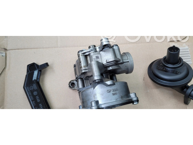 Масляный насос   059103J0  Audi A7 S7 4G 