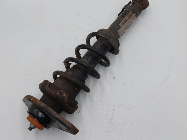 Задний амортизатор с пружиной      