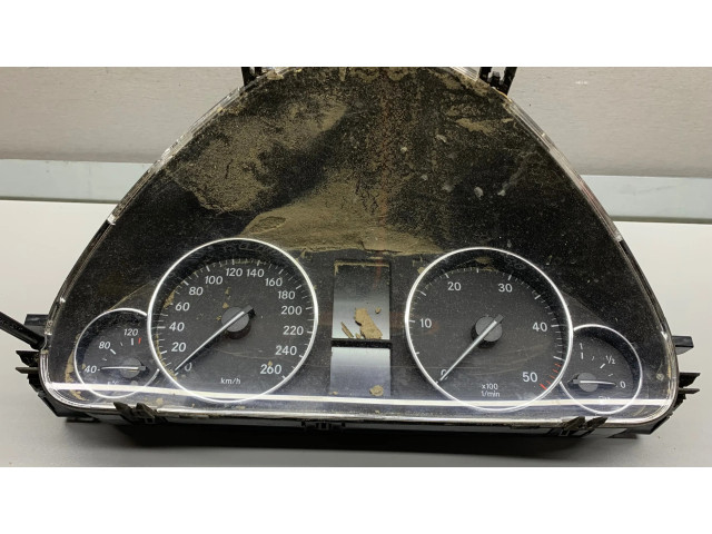 Přístrojová deska Mercedes-Benz C W203 2006 A2035407547, 110080266011