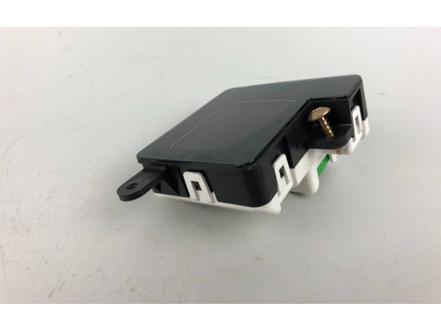 Дисплей    85271XA01A   Subaru B9 Tribeca