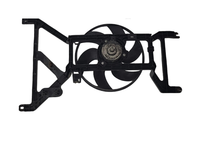 Вентилятор радиатора     214813739R, 3M112101    Dacia Logan I 1.5