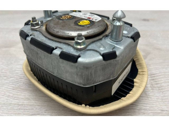 Подушка безопасности водителя Ferrari SF90 Stradale