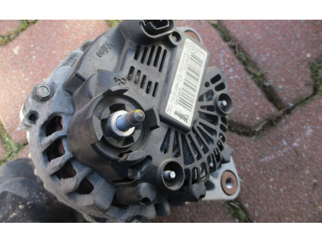 Генератор 231003831R Dacia Duster