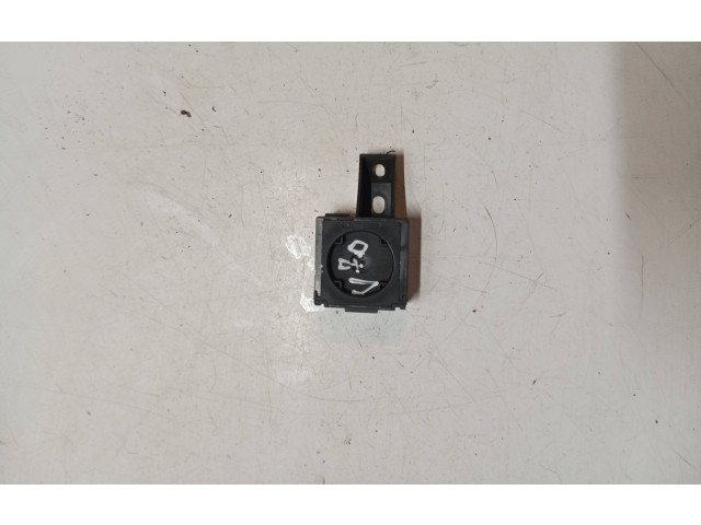 Блок управления 28227917   Volvo V70