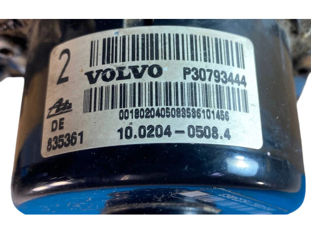 Блок АБС 30793444, P30793444   Volvo  V70  2005 - 2008 года
