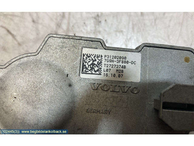 Блок управления впрыском 30785100   Volvo V70