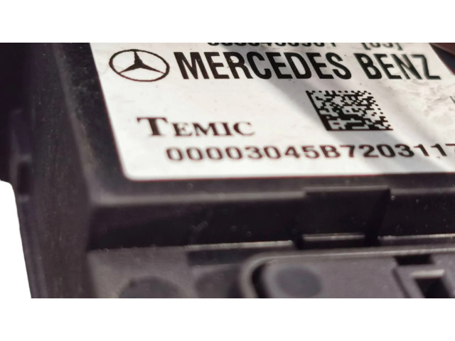 Блок предохранителей 0035455901, 003545590105 Mercedes-Benz E W211