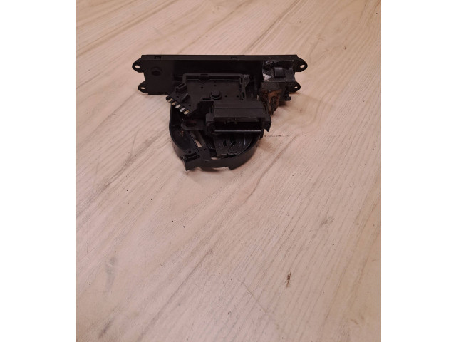 Блок управления климат-контролем    Jeep Cherokee XJ