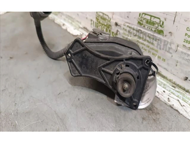 Блок предохранителей 550546622   Jeep Cherokee    