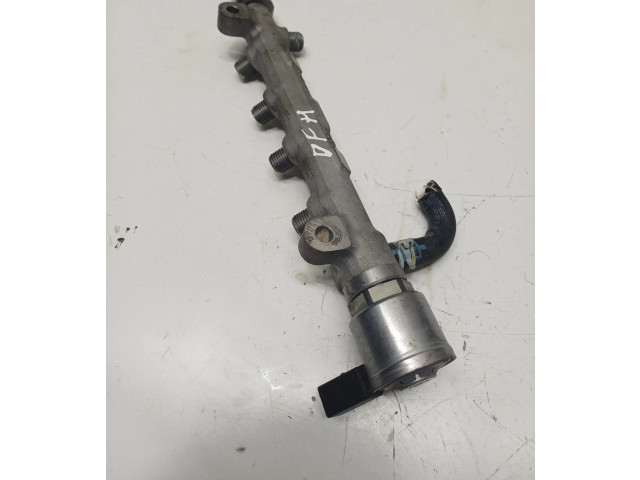 Vstřikovací lišta 04L089G, DFH   Volkswagen Tiguan     