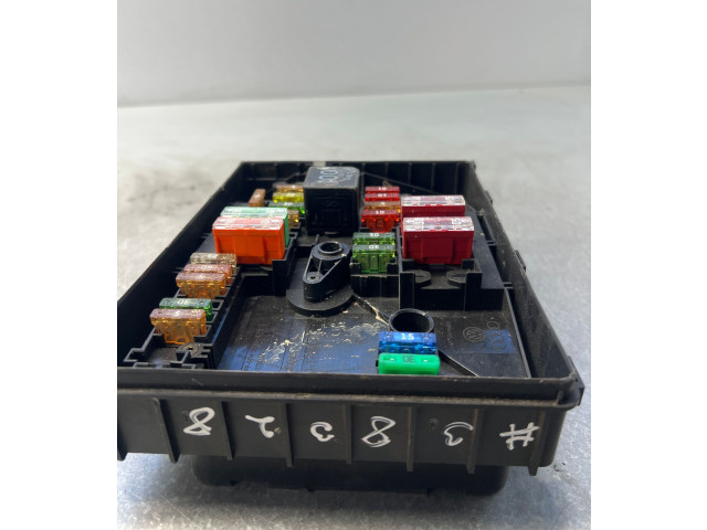   Pojistková skříňka 5K0937123A, 5K0937123A   Volkswagen Tiguan 2010