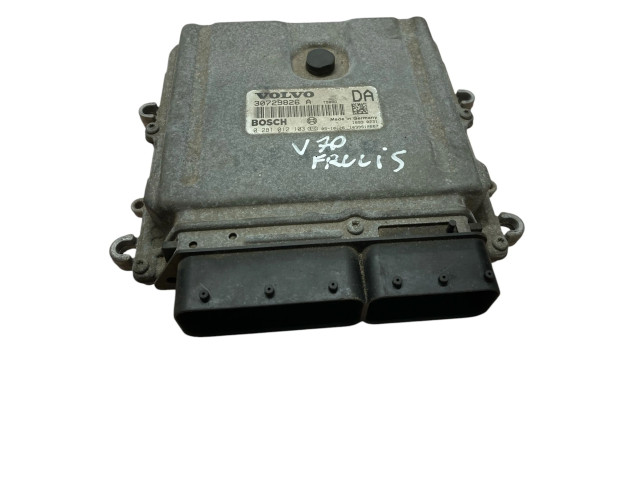 Блок управления двигателя 30729826, 0281012103   Volvo V70
