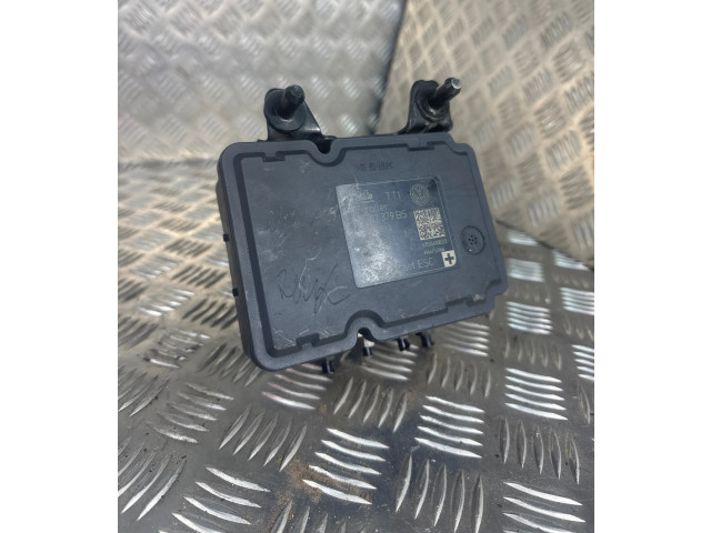 Jednotka ABS 1K0907379BS, 1K0614517EG Volkswagen Caddy 2012