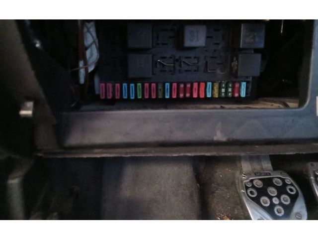 Блок предохранителей    Seat Ibiza II (6k)    