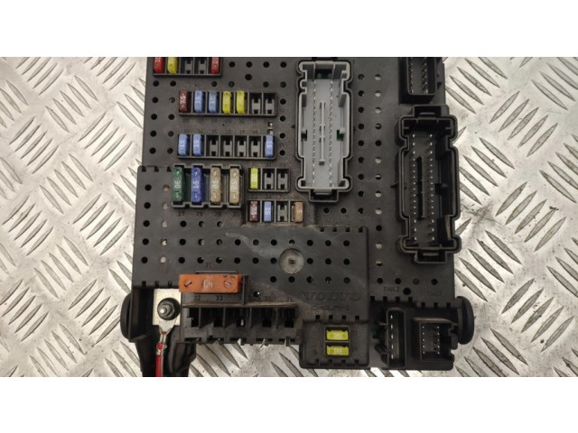   Pojistková skříňka 30728512, 30728273   Volvo XC90 2005