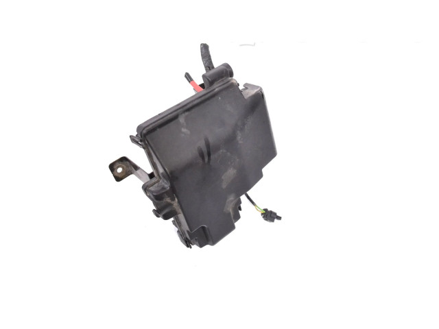   Pojistková skříňka 101327400C   Tela Model S 2014