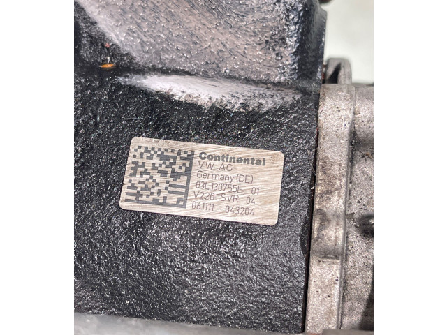 Vstřikovací čerpadlo 03l130755e, 061111043204   Volkswagen Caddy    BLS 