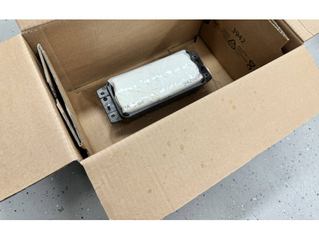 Подушка безопасности пассажира 6VA880204D   Skoda Fabia Mk4 (6VA)