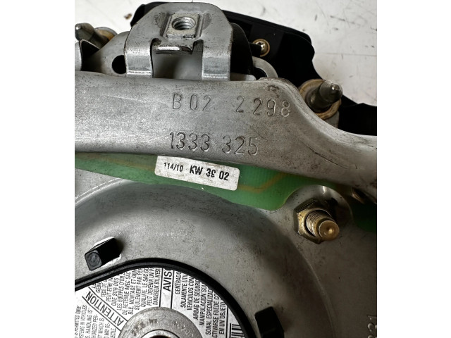 Подушка безопасности водителя 22701334331, 8E0880201AB Audi A4 Allroad