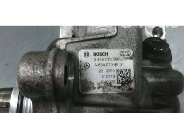 Топливный насос