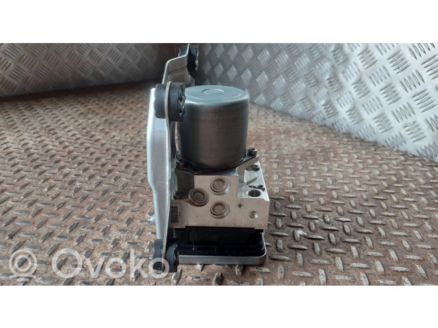 Jednotka ABS 6892279, 6892280   BMW 5 G30 G31 2019