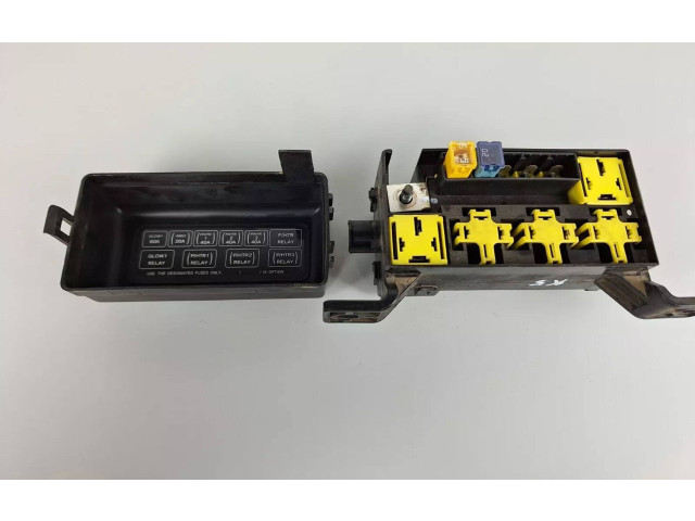 Pojistková skříňka 0K53A67BX1 KIA Carnival 2005