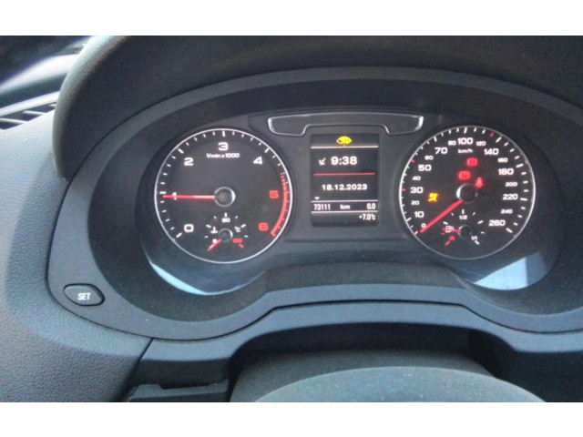 Панель приборов 8U0920940M Audi Q3 8U