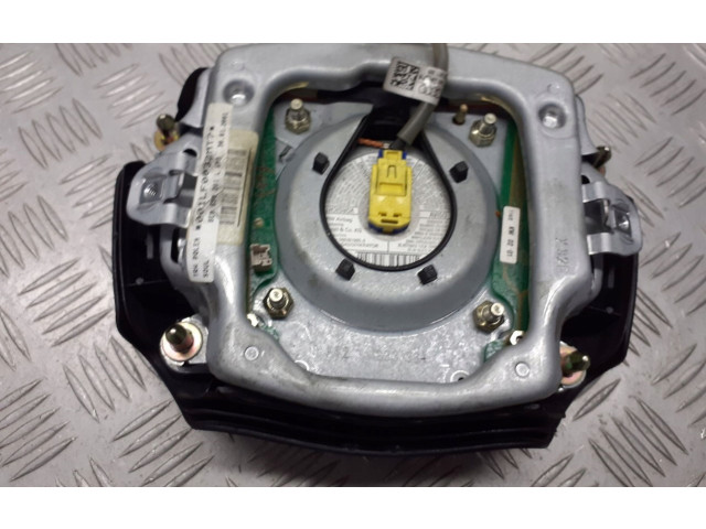 Подушка безопасности водителя 8E0880201L Audi A3 S3 8L