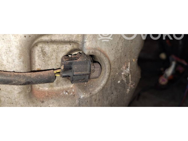 Форсунка     Subaru Outback   