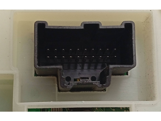 Блок предохранителей 31254837AC, AG9T14C256HC   Volvo V70    