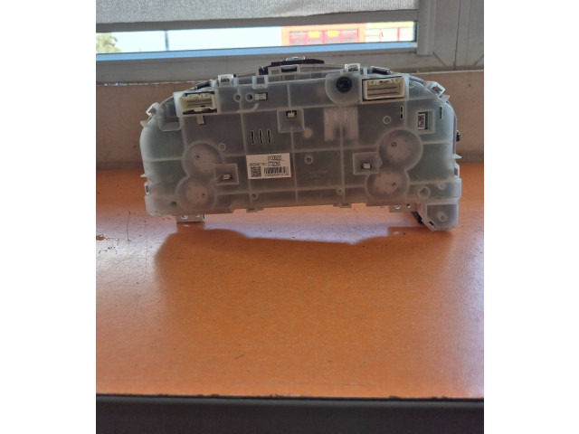 Přístrojová deska Mitsubishi Pajero 2010 8100B220, 0T32350