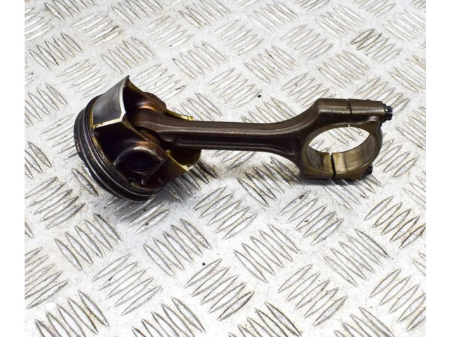 Píst 7621253, 7601181 BMW 1 F20 F21 N13 B16 A