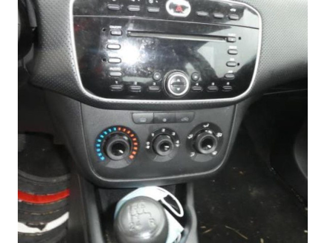 Zpětné zrcátko  Fiat Punto Evo 2011  0000735593694  